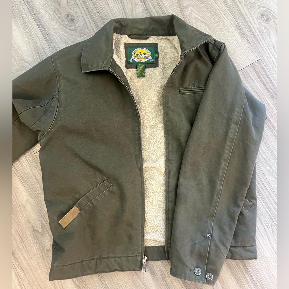 Cabela’s Outdoor Gear Sherpa Lined Jacket - Size M Tall